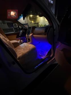 تۆیۆتا لاند کروزەر